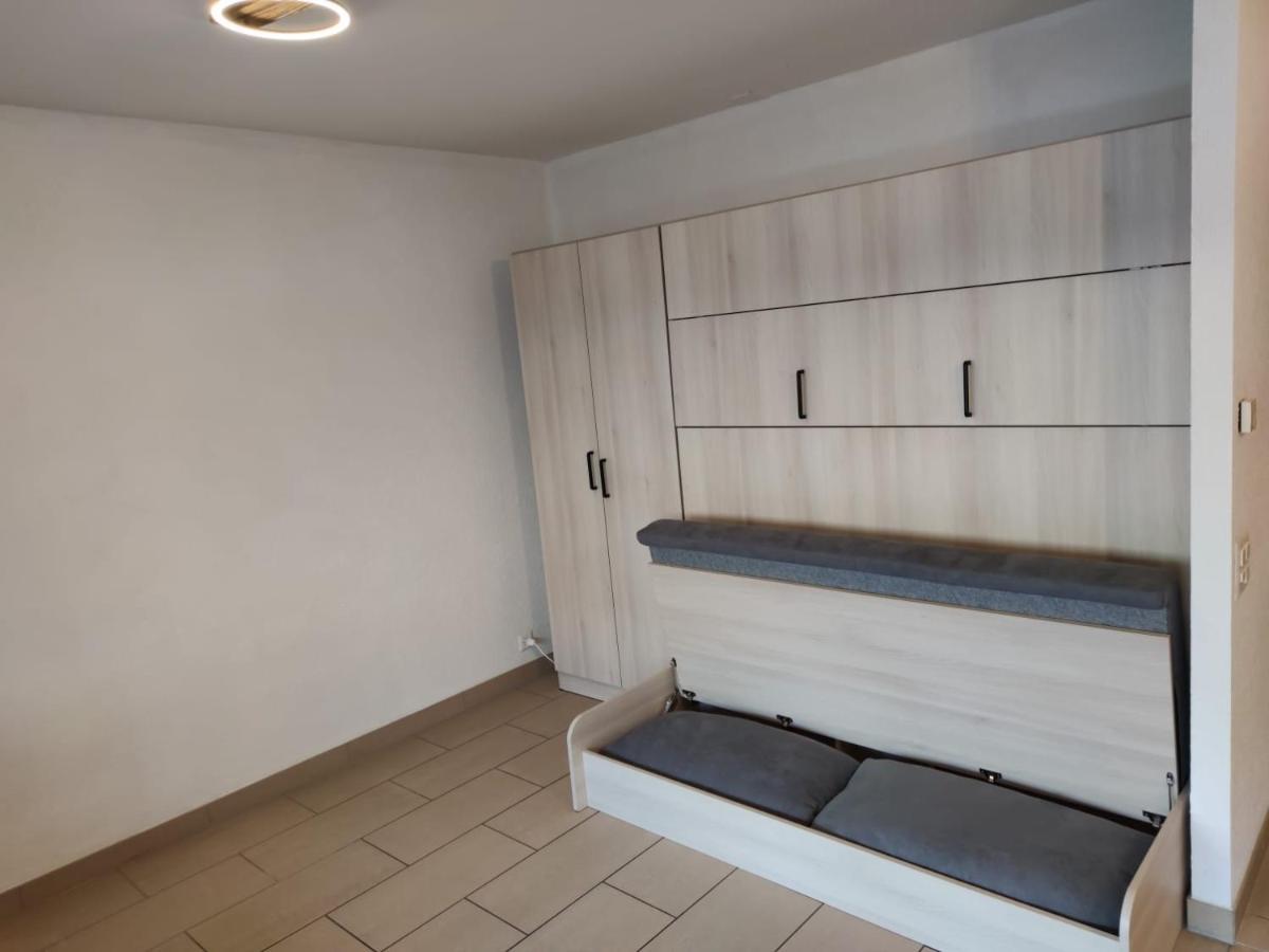 Superbe Studio A Saillon Les Bains Exteriör bild